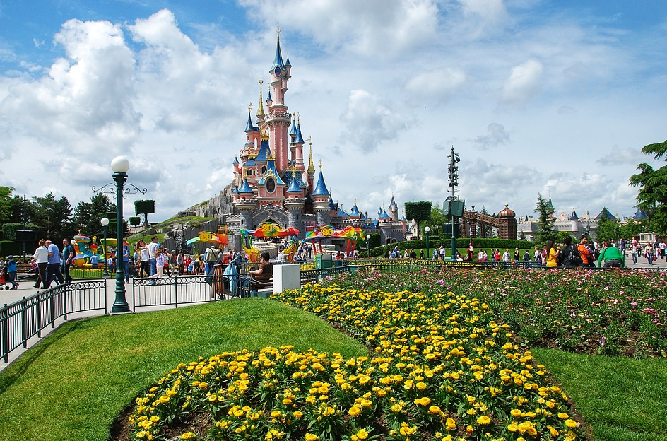 Disneyland Paris Gutschein Fur 2 Personen Inklusive Hotelubernachtung Und Fruhstuck Fur 178 Reisetiger