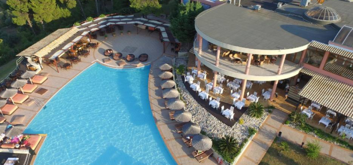 alia palace luxury hotel and villas pool