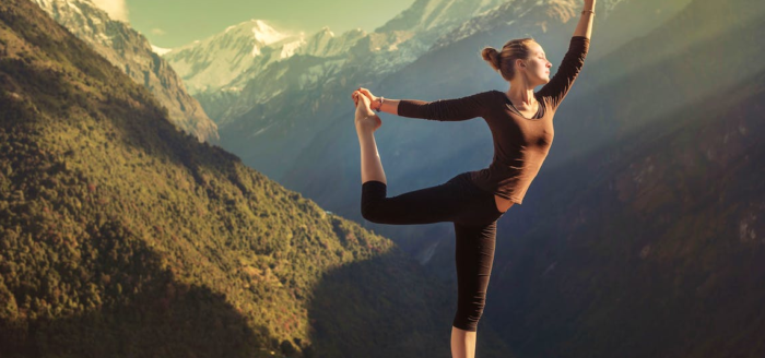 yoga in den bergen