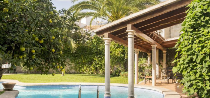 son sant jordi hotel pool