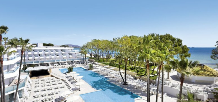 Iberostar playa de muro pool